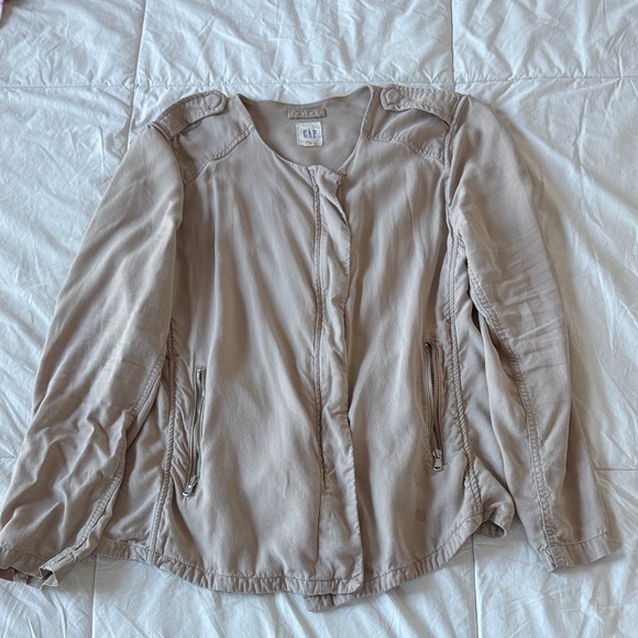 GAP Jackets & Blazers - Gap Utility Jacket Women's Small Beige Collarless Hidden Zip-Up Long Sleeve XL